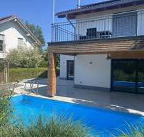 Hochwertige Gartenwohnung mit Pool im Architektenhaus - Wohnen mit EFH-Gefühl im Chiemgau - Emertsham