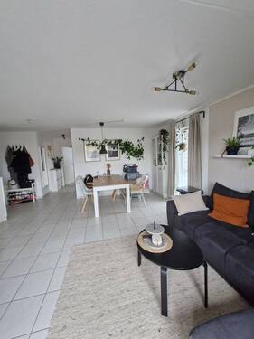 Wohnzimmer - 3 Zimmer Etagenwohnung in Heilbronn