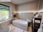 Wohnung 1 EG Bad - 
