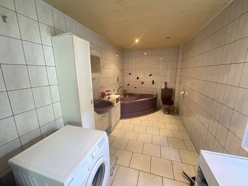 Wohnung 2 Bad EG - Bauernhaus, Landhaus mit 300,00 m&sup2; in Schönewalde zum Kaufen