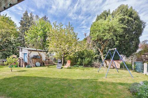 Garten Richtung Süden - Einfamilienhaus mit 196,60 m&sup2; in München / Aubing zum Kaufen
