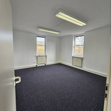 Büro 3 - 