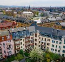 Altbau mit Perspektive - Stilvolle 4-Zimmer-Wohnung in kernsaniertem Denkmalgebäude - Dresden Pieschen-Süd