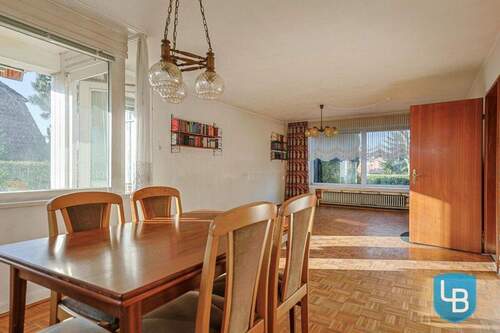 Helles Wohn- und Esszimmer... - Einfamilienhaus mit 109,00 m&sup2; in Heikendorf zum Kaufen