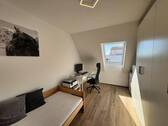 Büro/ Kinderzimmer - 