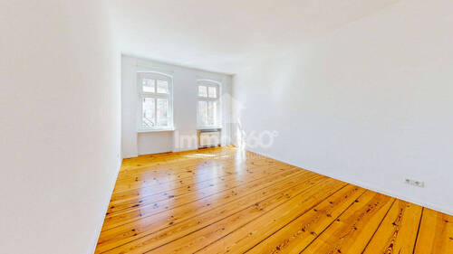 Zimmer 1 - 2 Zimmer Etagenwohnung zum Kaufen in Berlin