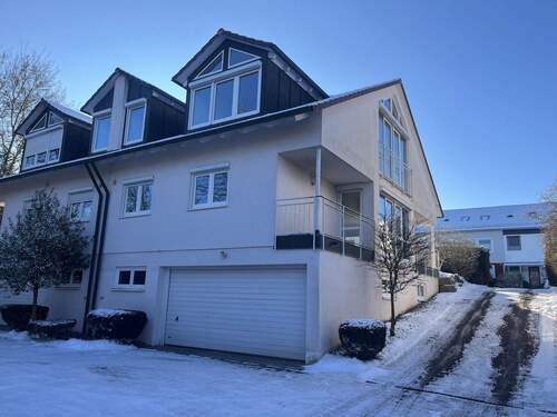 Ansicht - 4 Zimmer Doppelhaushälfte in Böblingen