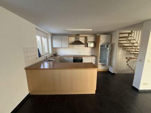 Küche - Doppelhaushälfte mit 136,10 m&sup2; in Böblingen zur Miete