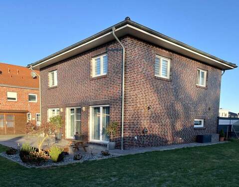 Gartenansicht - Einfamilienhaus mit 151,90 m&sup2; in Sulingen zum Kaufen