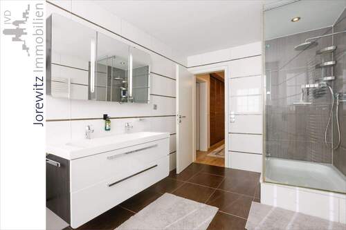 025 - Bad 1 - Ansicht 2 - 