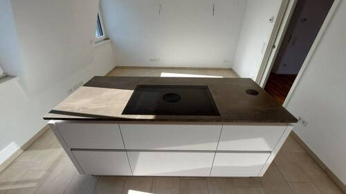 Bora-System - 4 Zimmer Etagenwohnung zur Miete in Dresden