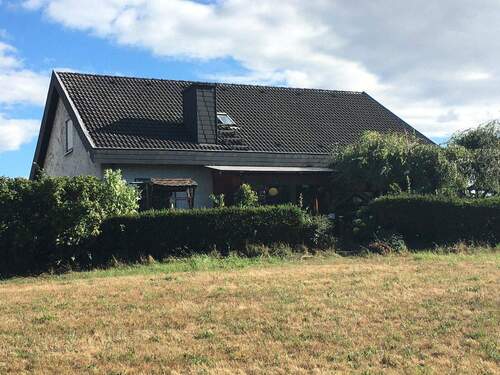 Rückansicht - 5 Zimmer Einfamilienhaus in Haschbach am Remigiusberg