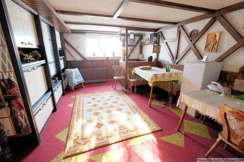 Hobbyraum mit Tageslicht und Heizung - 