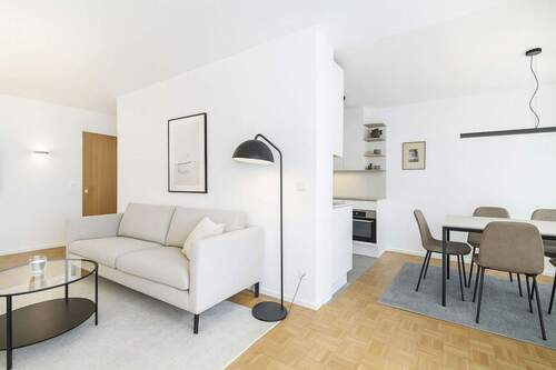 Einrichtungsvorschlag Wohnzimmer Essbereich Küche - Etagenwohnung mit 83,20 m&sup2; in München zum Kaufen