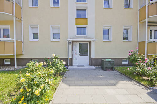 Eingangsbereich - 2 Zimmer Etagenwohnung zur Miete in Halle (Saale)