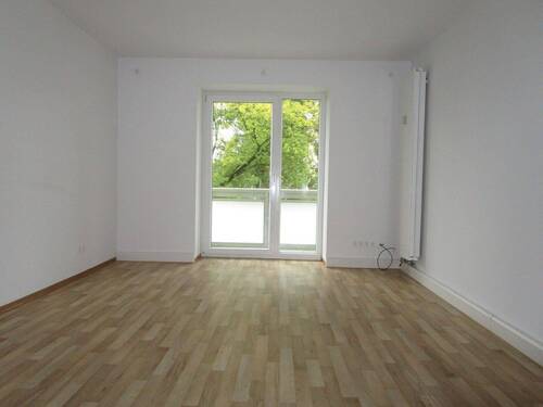 Wohnzimmer - 2 Zimmer Etagenwohnung in Döbeln