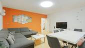 Großzügiger Wohnbereich - 3 Zimmer Etagenwohnung zum Kaufen in Wiesbaden