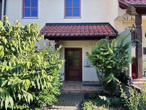 Außenansicht - 4 Zimmer Reihenmittelhaus zum Kaufen in Deggendorf