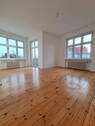 Wohnen mit Balkon - Lichthelle 3-Zimmer-Wohnung in guter Steglitz-Lage