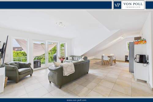 Titelbild - Moderne 4-Zimmer-Wohnung mit Balkon und zwei Stellplätzen in zentraler Lage von Pulheim