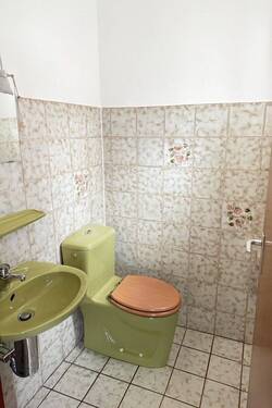 Gäste-WC - Reihenmittelhaus mit 136,00 m² in Regensburg zum Kaufen