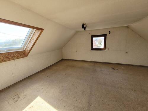 Dachgeschoss - Ausgebauter Raum 1 - 