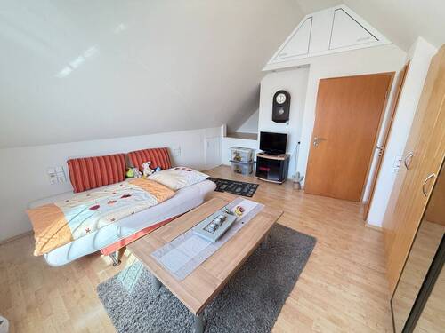 Schlafen/ Arbeitsraum Spitzboden - 
