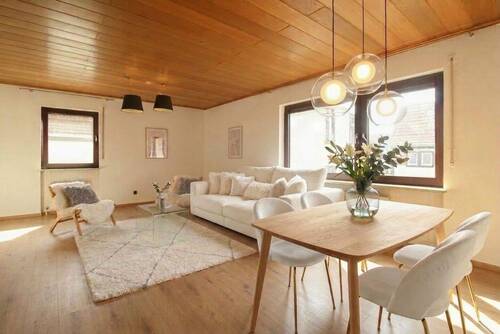 Wohnzimmer KI generiert - 3 Zimmer Einfamilienhaus zum Kaufen in Frankfurt am Main