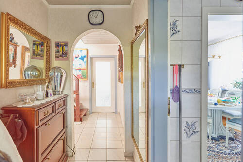 Eingangsbereich - 5 Zimmer Einfamilienhaus zum Kaufen in Seevetal