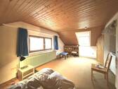 Zimmer 5 Dachgeschoss - 