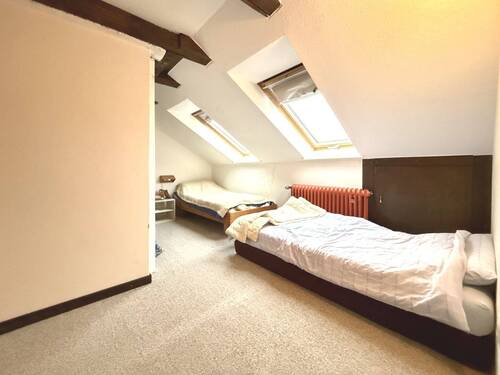 Zimmer 6 Dachgeschoss - 
