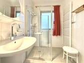 Badezimmer Erdgeschoss - 