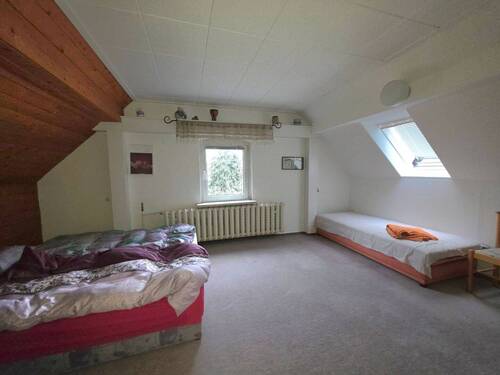 1. Zimmer im DG - 