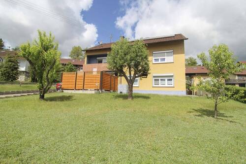 Außenansicht mit Garten - 7 Zimmer Einfamilienhaus zum Kaufen in Veringenstadt