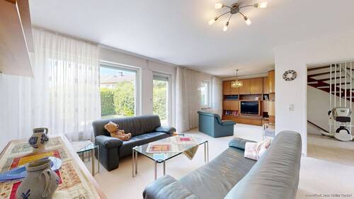 Wohnbereich mit direktem Bezug zum Garten - 5 Zimmer Doppelhaushälfte in Hamm