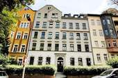 Hausansicht - 4 Zimmer Etagenwohnung in Chemnitz