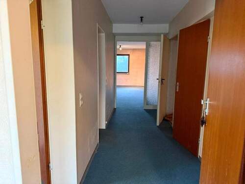 Flur EG - Mehrfamilienhaus, Wohnhaus mit 177,60 m&sup2; in Pforzheim zum Kaufen