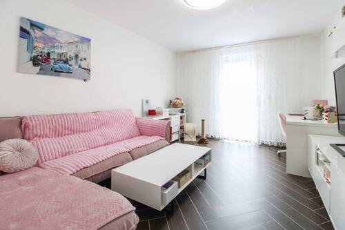 Schlafzimmer OG - 7 Zimmer Einfamilienhaus in Darmstadt