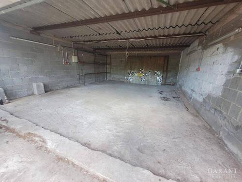 große Garage - 