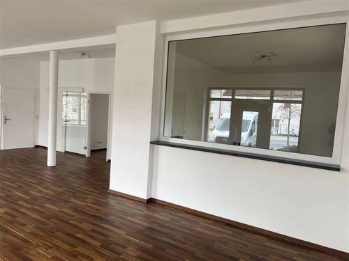 Laden - 3 Zimmer Büro in Hallstadt