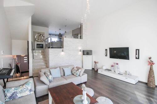 Wohnzimmer - Wo Wohnglück auf Natur trifft - Ihr Familientraum in Feldrandlage