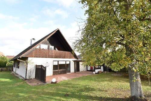 Ansicht - 5 Zimmer Mehrfamilienhaus, Wohnhaus zum Kaufen in Uelzen