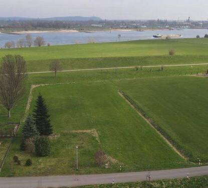 Lage des Grundstücks - Bauen mit Blick auf den Rhein. Einzigartiges 1000 qm großes Baugrundstück