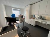 Praxis Behandlungszimmer - 