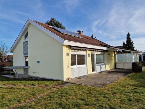 Gartenseite Südwest - 7 Zimmer Einfamilienhaus zum Kaufen in Mengen