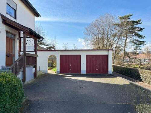 Garage - 3 Zimmer Etagenwohnung in Ulm