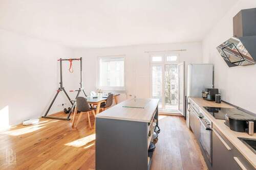 Kueche - 3 Zimmer Etagenwohnung zum Kaufen in Berlin