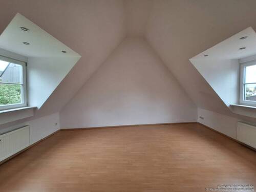Wohnzimmer - 2 Zimmer Etagenwohnung in Reinsberg / Hirschfeld