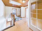 Diele im Bestandshaus im OG - 