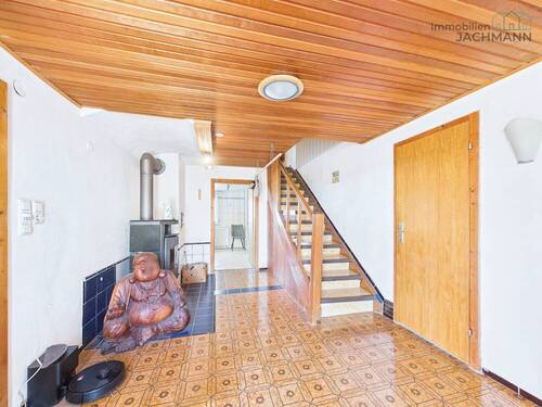 Diele im Bestandsbau im EG - 7 Zimmer Einfamilienhaus zum Kaufen in Niederwinkling / Seiderau